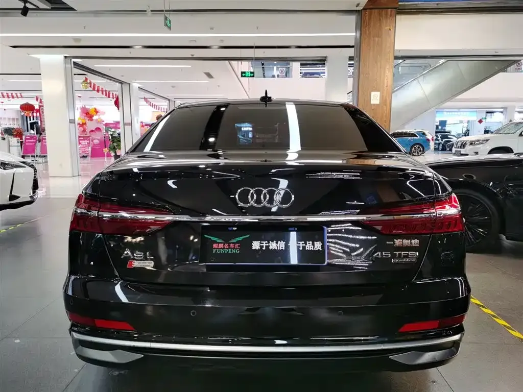 Audi A6L — фото 10