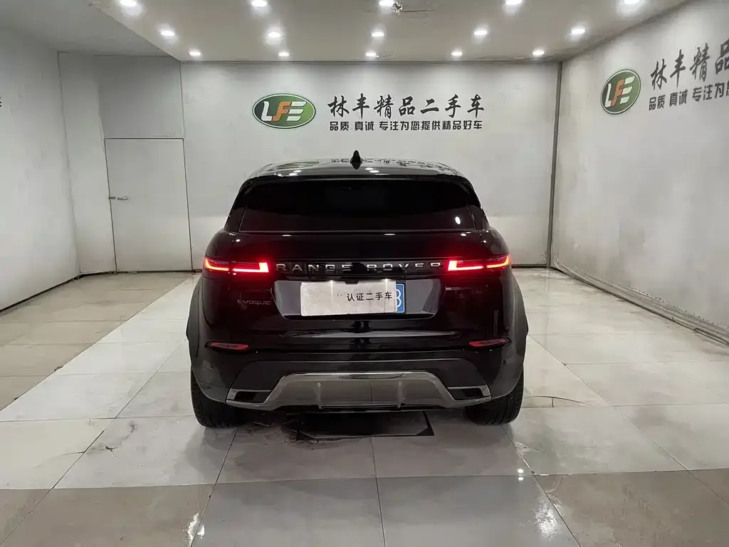 Land Rover Evoque — фото 9