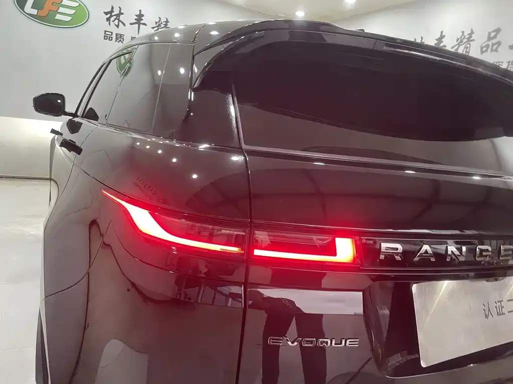 Land Rover Evoque — фото 4