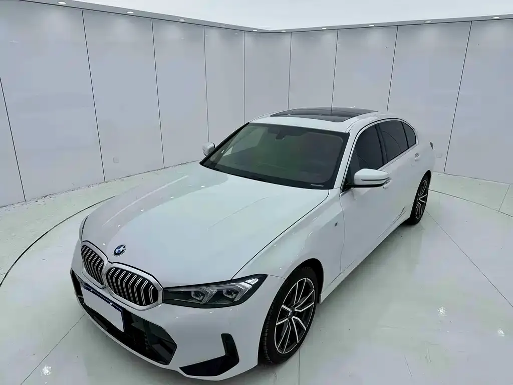 BMW 3 Series — фото 1