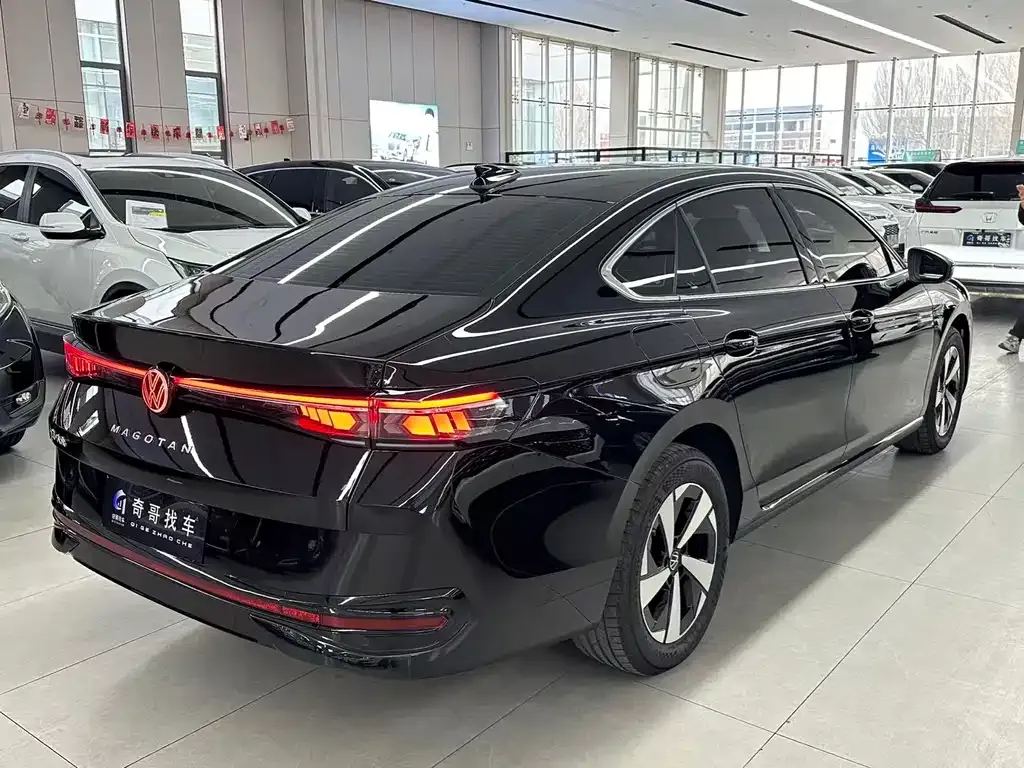 Volkswagen Magotan 2025 из CN, фото 8