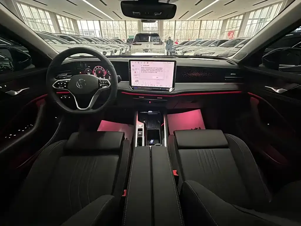 Volkswagen Magotan 2025 из CN, фото 3