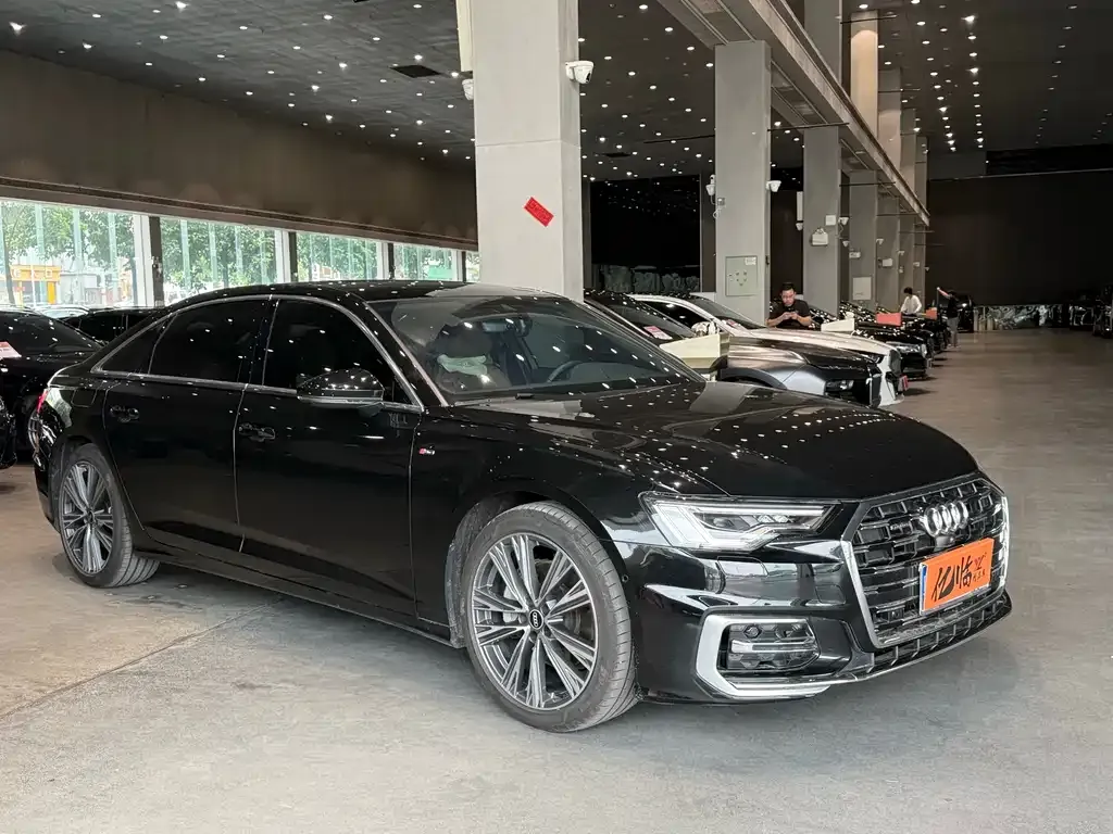 Audi A6L 2025 из CN, фото 4