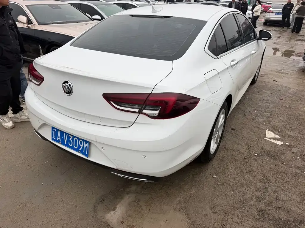 Buick Regal — фото 9