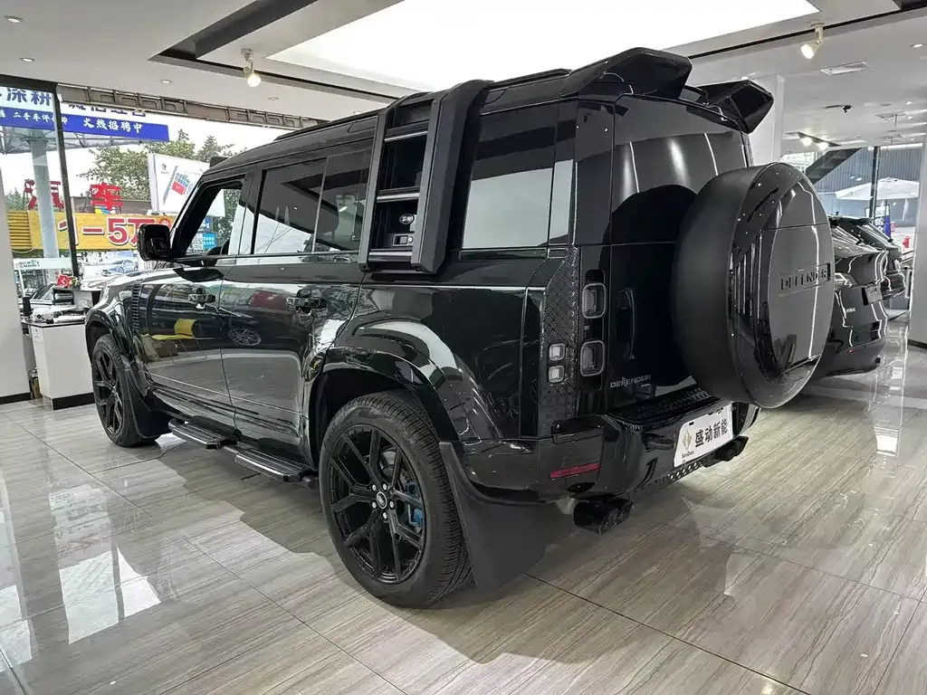 Land Rover Defender — фото 2
