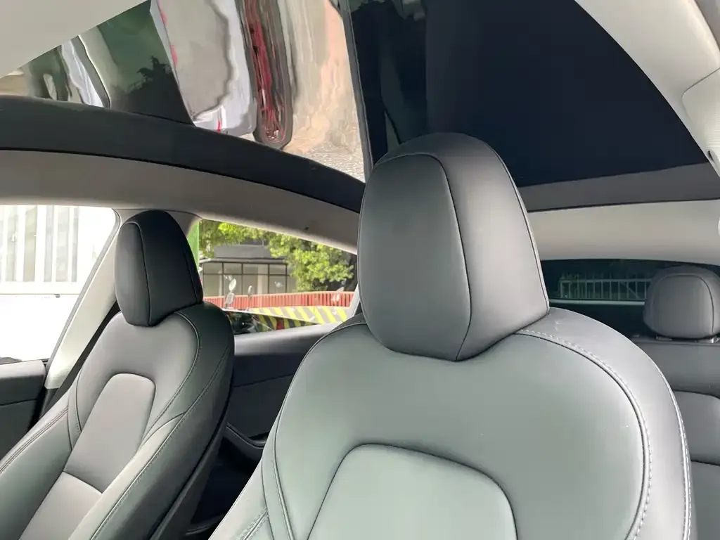 Tesla Model Y 2023 из CN, фото 4