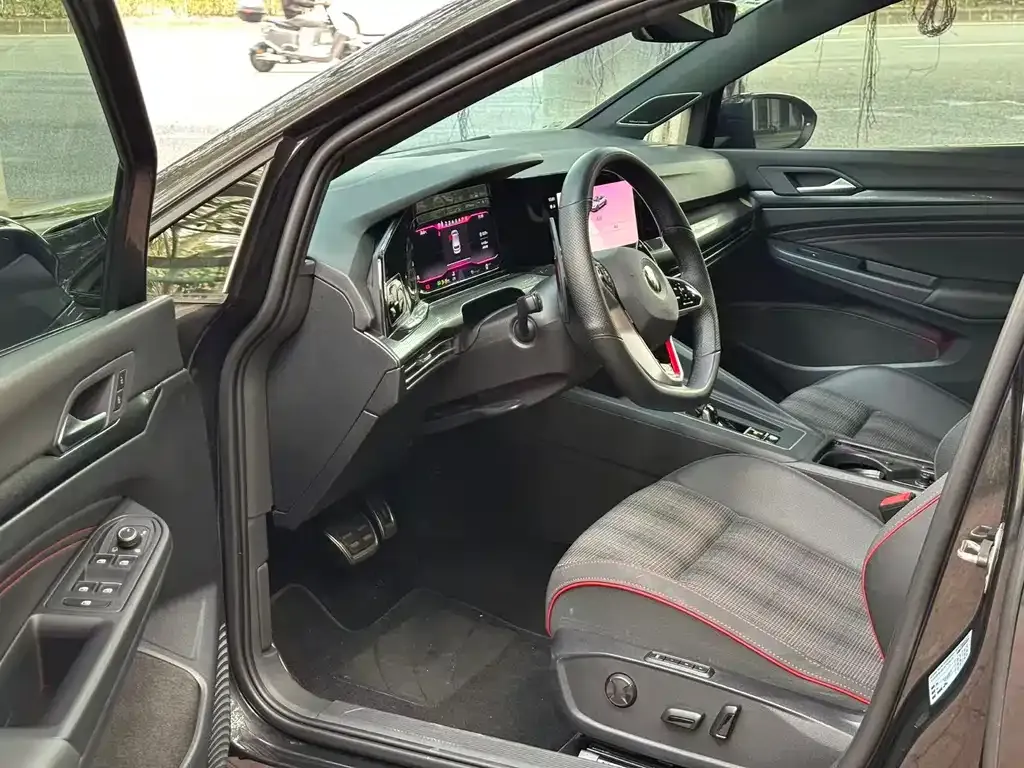 Volkswagen Golf GTI 2022 из CN, фото 7