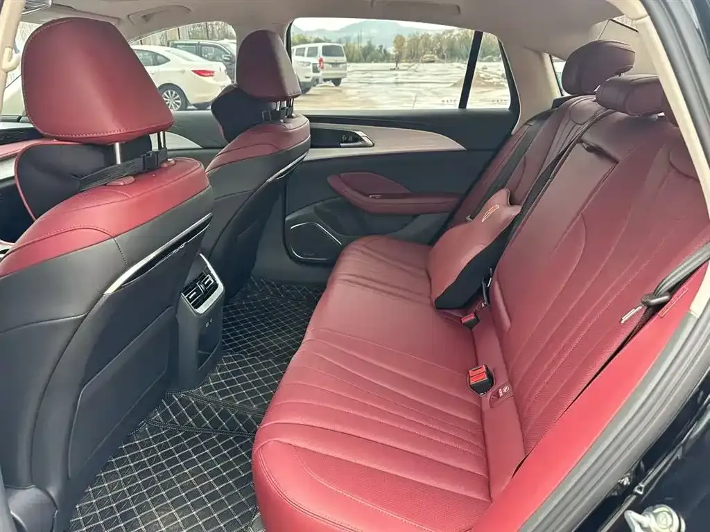 Hongqi H5 2025 из CN, фото 7