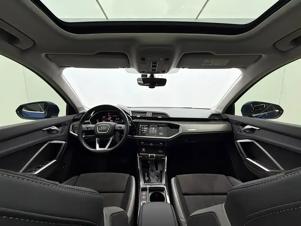Audi Q3 2021 из CN, фото 8