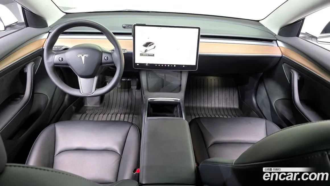 Tesla Model 3 — фото 7