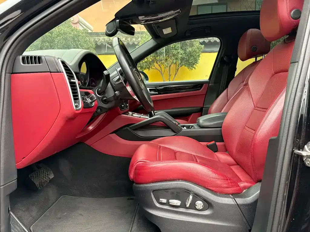 Porsche Cayenne 2021 из CN, фото 4