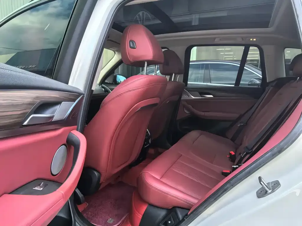 BMW X3 2022 из CN, фото 2