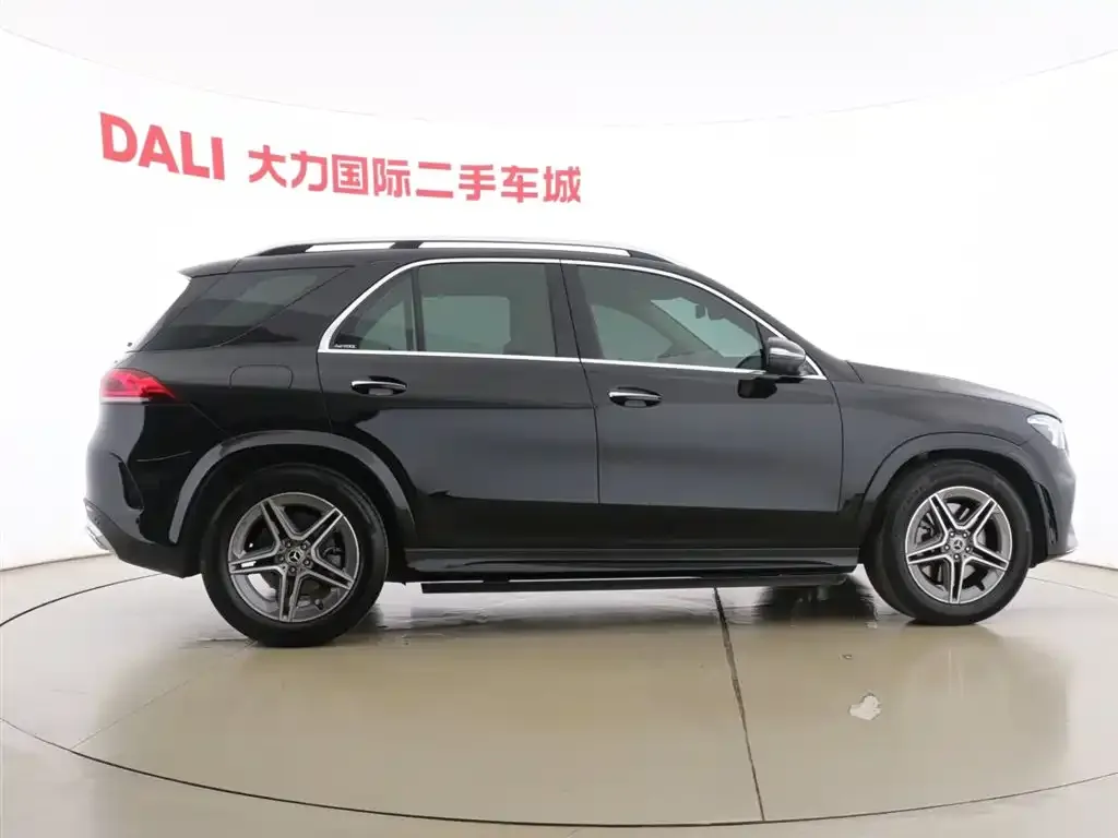 Mercedes-Benz GLE — фото 7