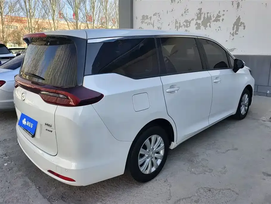 GAC Motor Trumpchi M6 — фото 10