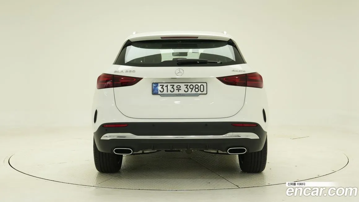 Mercedes-Benz GLA-Class — фото 3