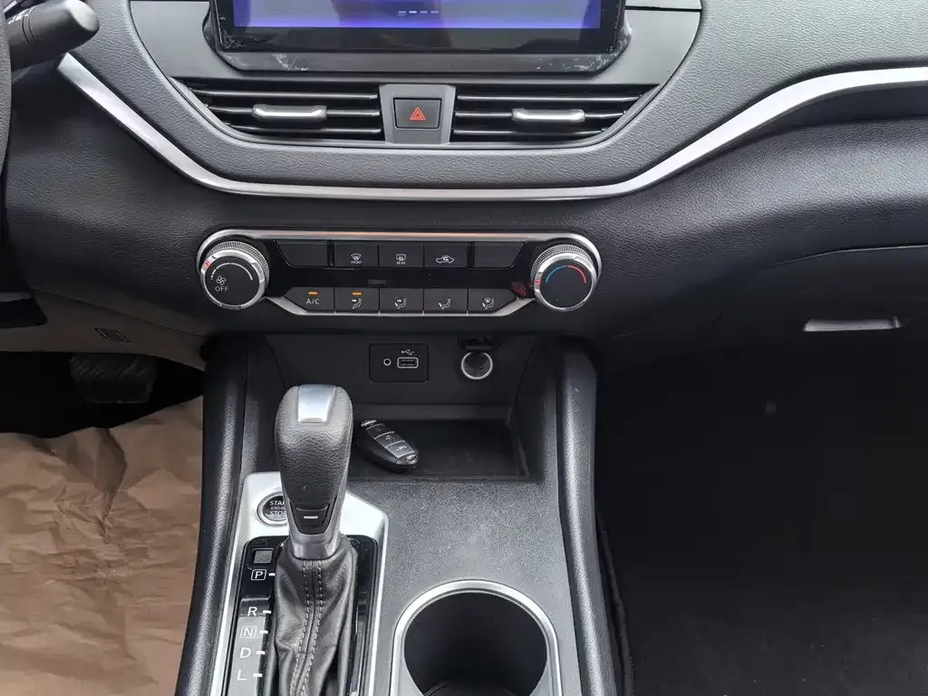 Nissan Teana 2022 из CN, фото 3