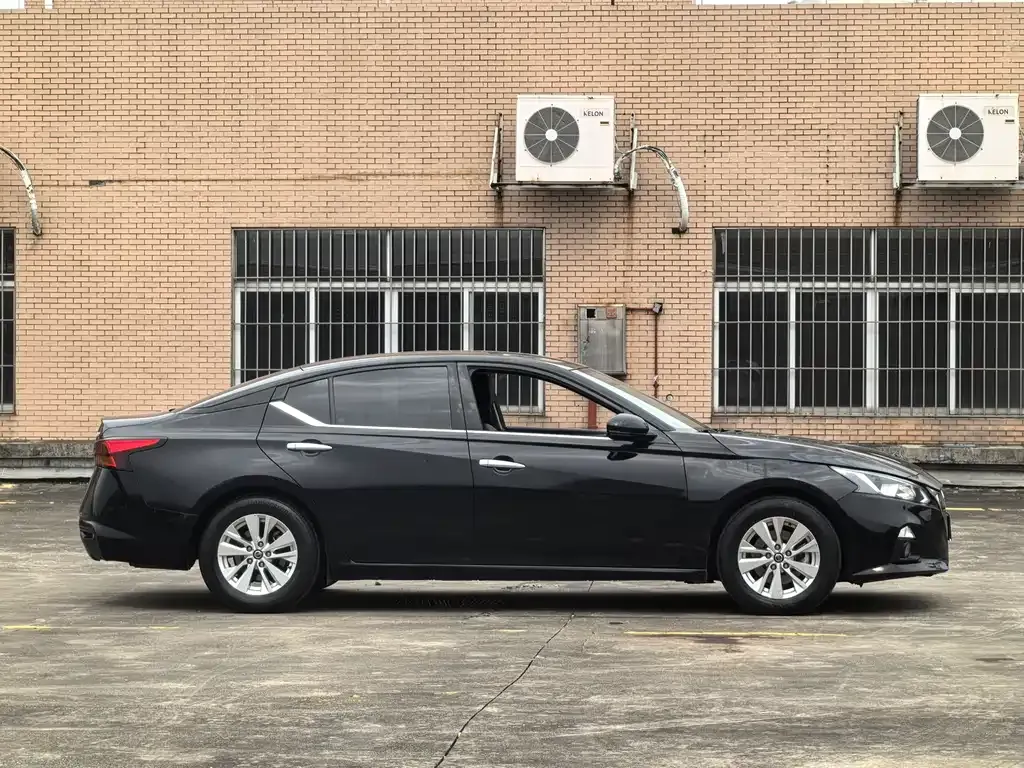 Nissan Teana 2022 из CN, фото 6