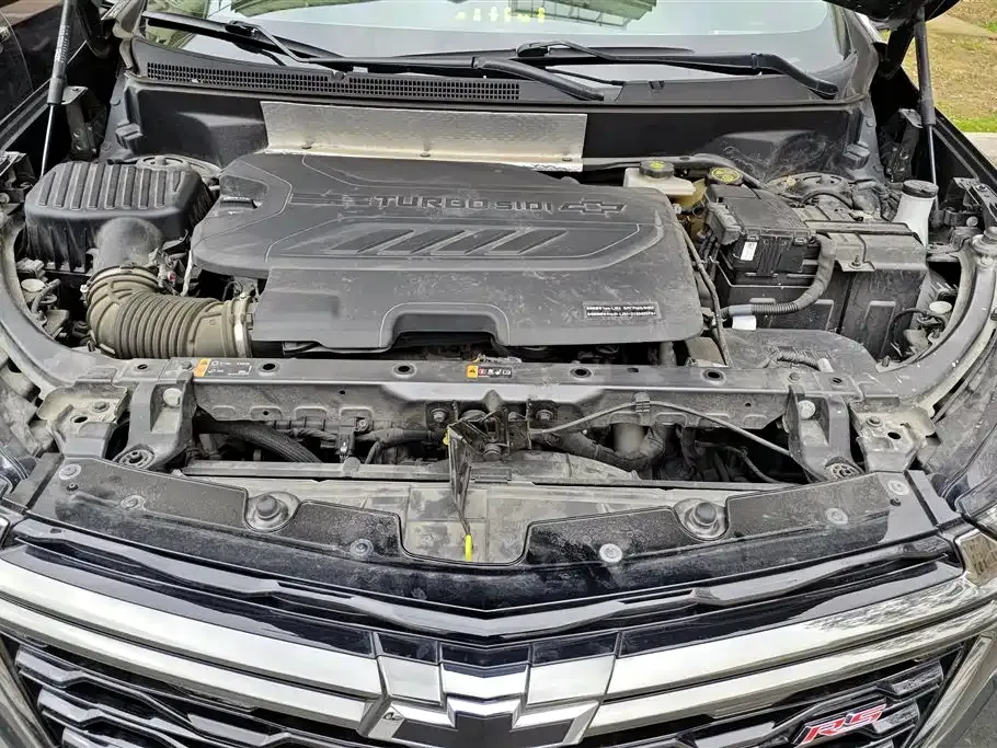Chevrolet Equinox 2022 из CN, фото 4