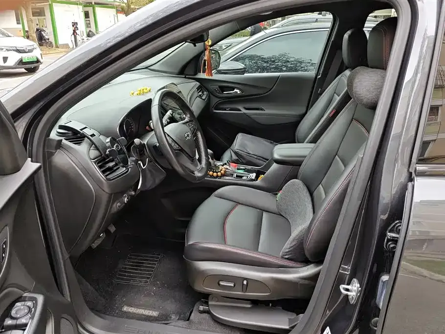 Chevrolet Equinox 2022 из CN, фото 10