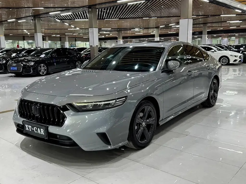 Honda Inspire — фото 1