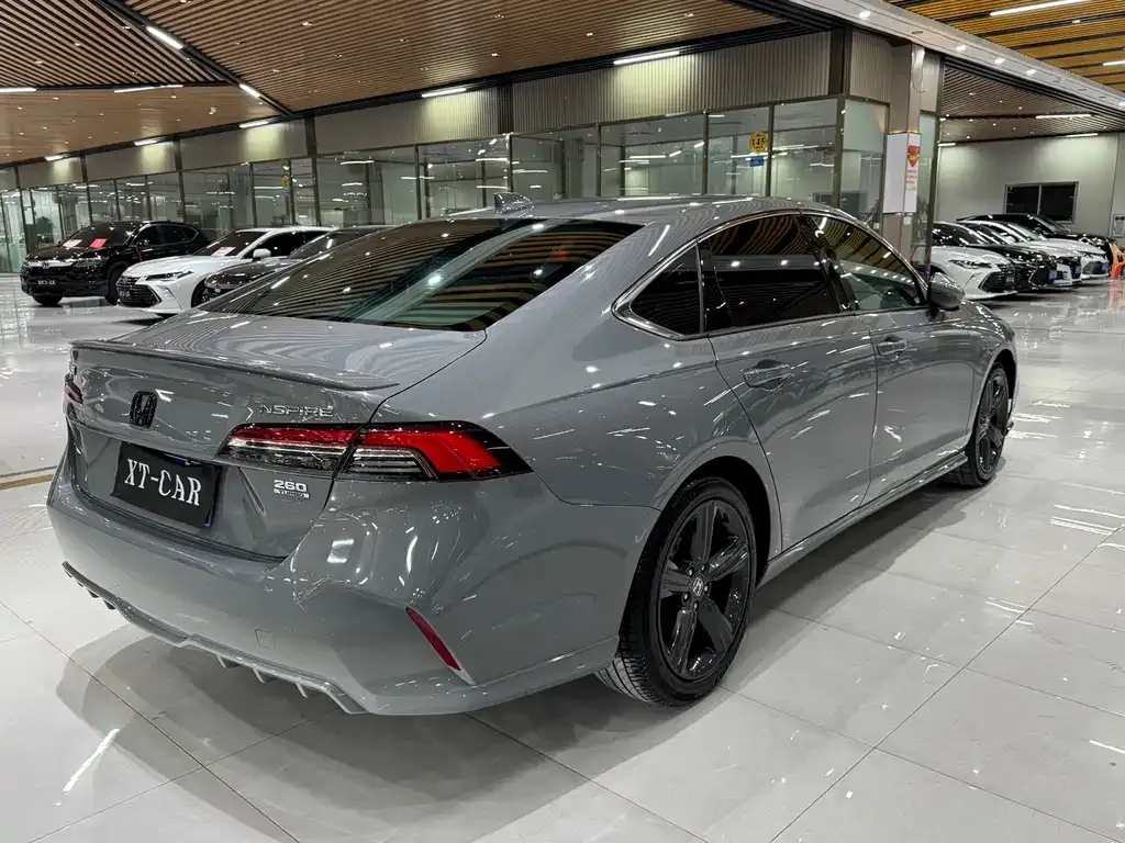 Honda Inspire — фото 10