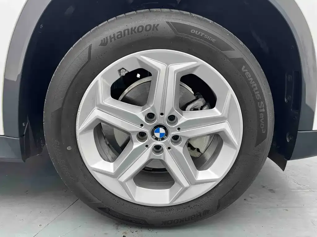 BMW X1 2024 из CN, фото 8