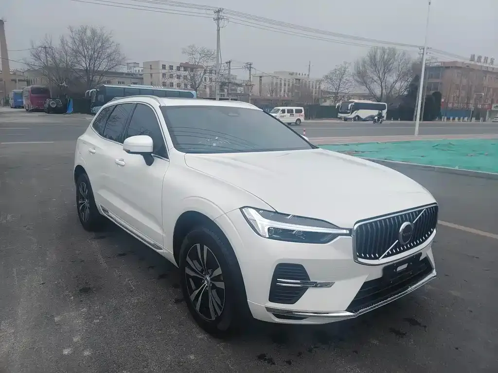 Volvo XC60 2025 из CN, фото 3