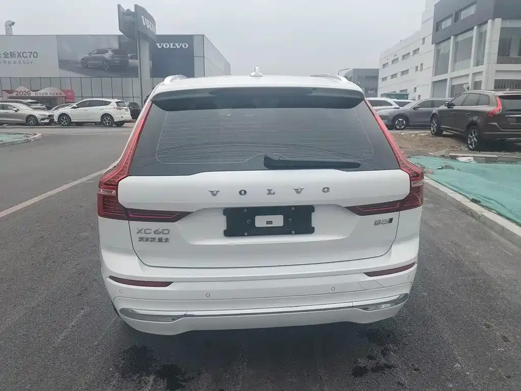 Volvo XC60 2025 из CN, фото 9