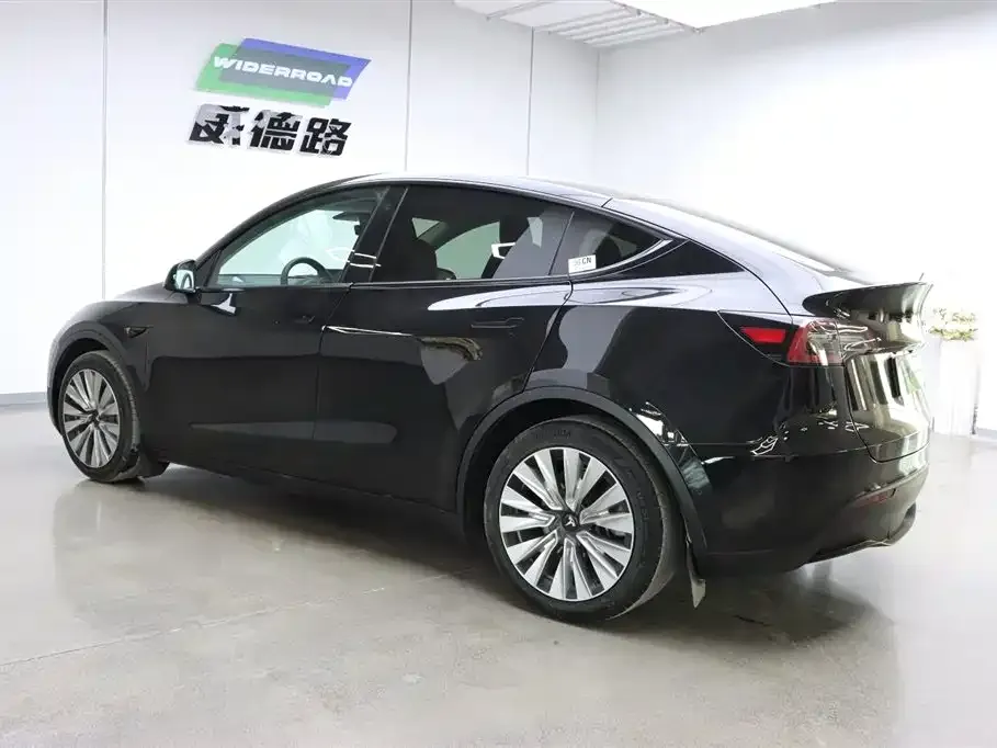 Tesla Model Y 2022 из CN, фото 2