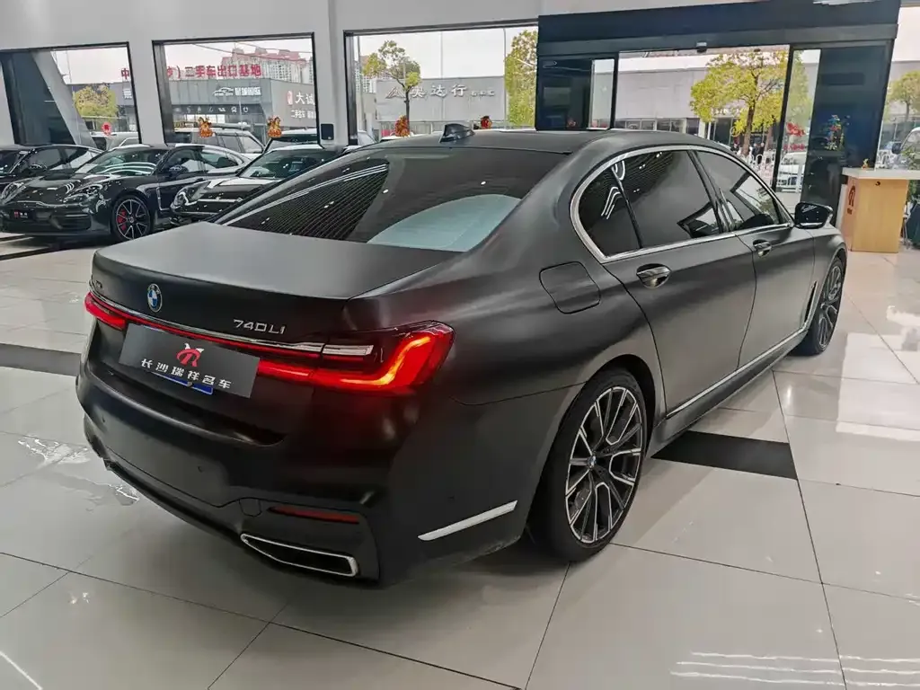 BMW 7 Series 2022 из CN, фото 2