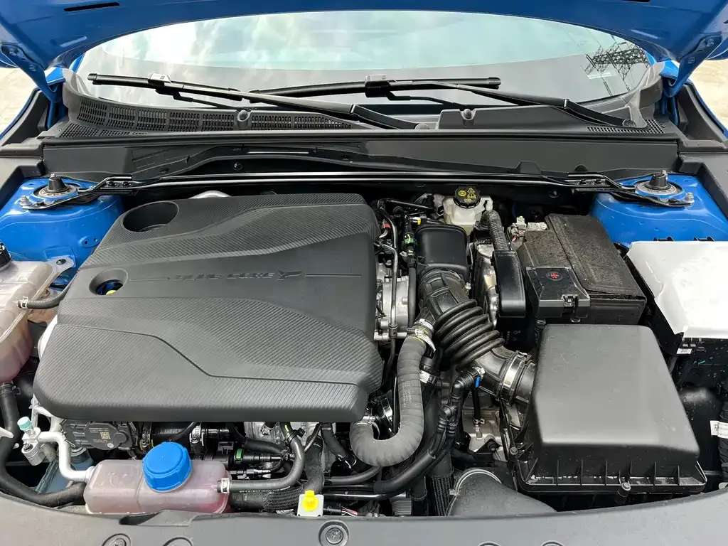Changan UNI-V 2023 из CN, фото 7
