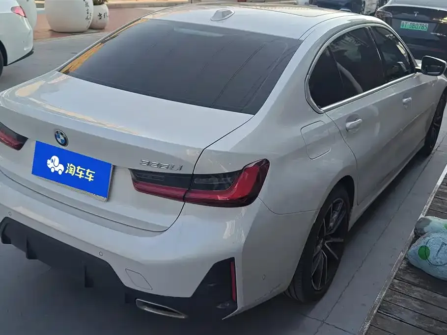 BMW 3 Series 2023 из CN, фото 4