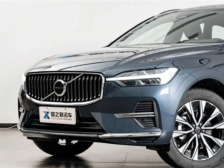 Volvo XC60 2025 из CN, фото 2