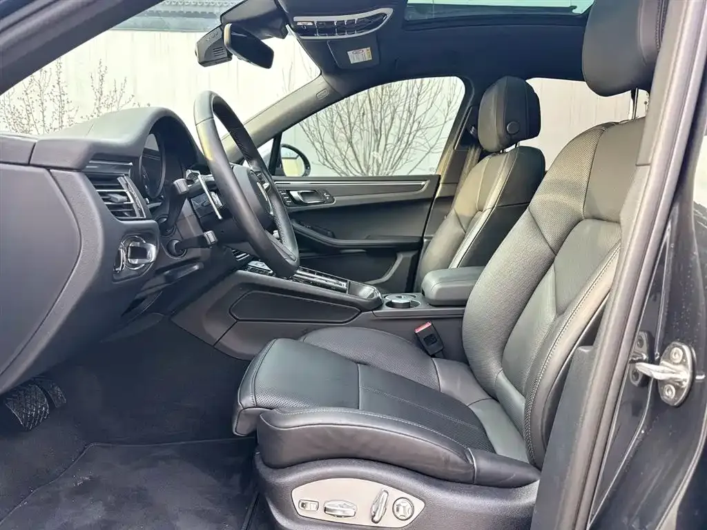 Porsche Macan 2022 из CN, фото 4