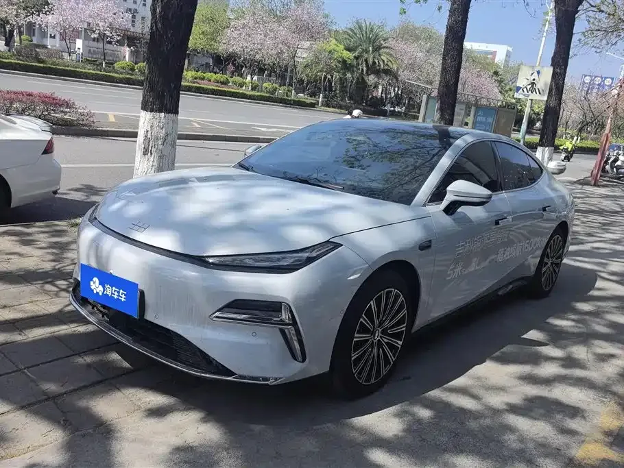 Geely Galaxy Xingyao 8 2025 из CN, фото 1