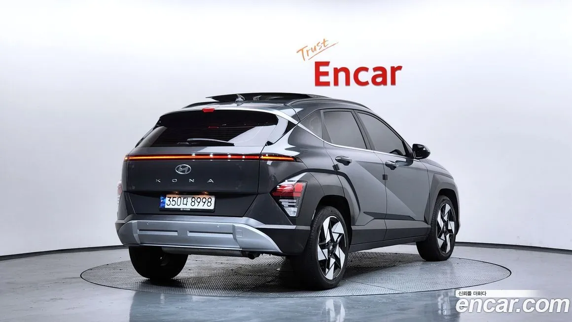 Hyundai Kona — фото 2