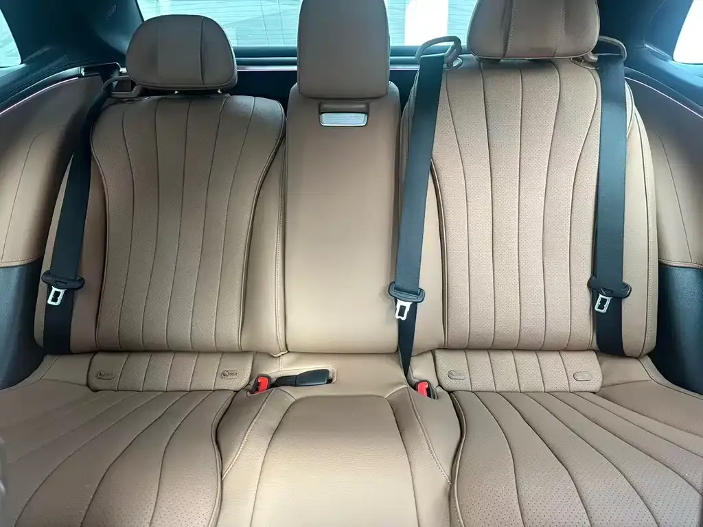 Mercedes-Benz E-Class 2024 из CN, фото 4