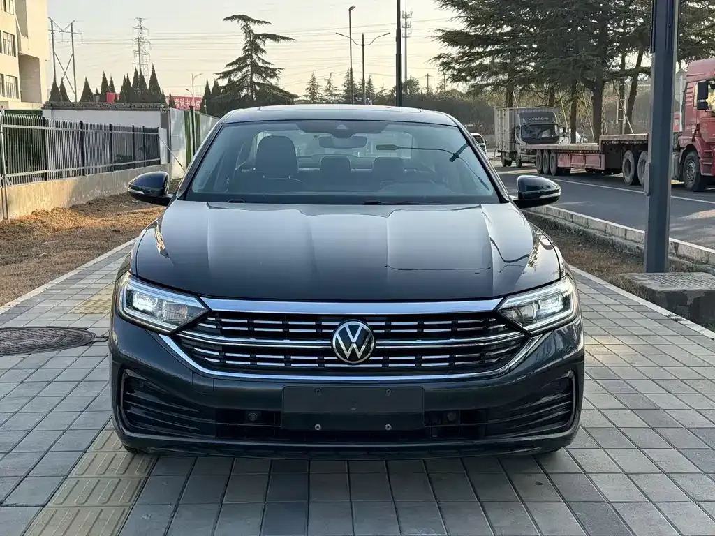 Volkswagen Sagitar 2023 из CN, фото 1
