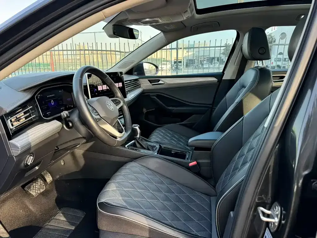 Volkswagen Sagitar 2023 из CN, фото 2