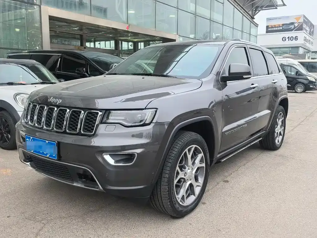 Jeep Grand Cherokee (Import) 2022 из CN, фото 1