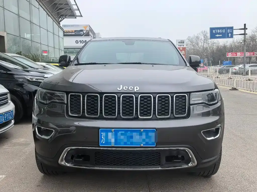Jeep Grand Cherokee (Import) 2022 из CN, фото 8