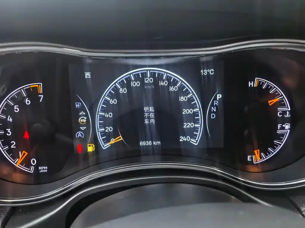 Jeep Grand Cherokee (Import) 2022 из CN, фото 2