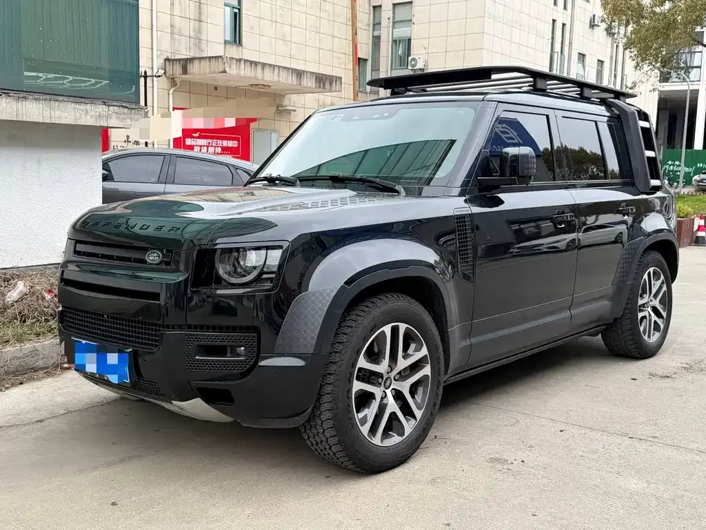 Land Rover Defender — фото 1