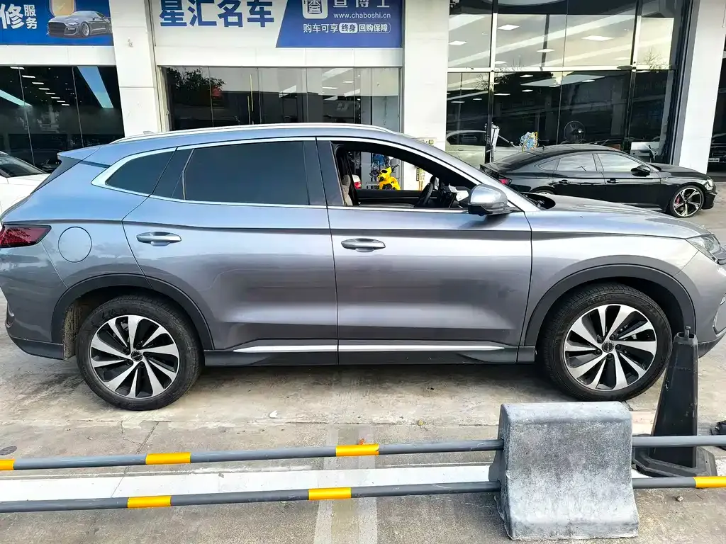 BYD PLUS New Energy — фото 4