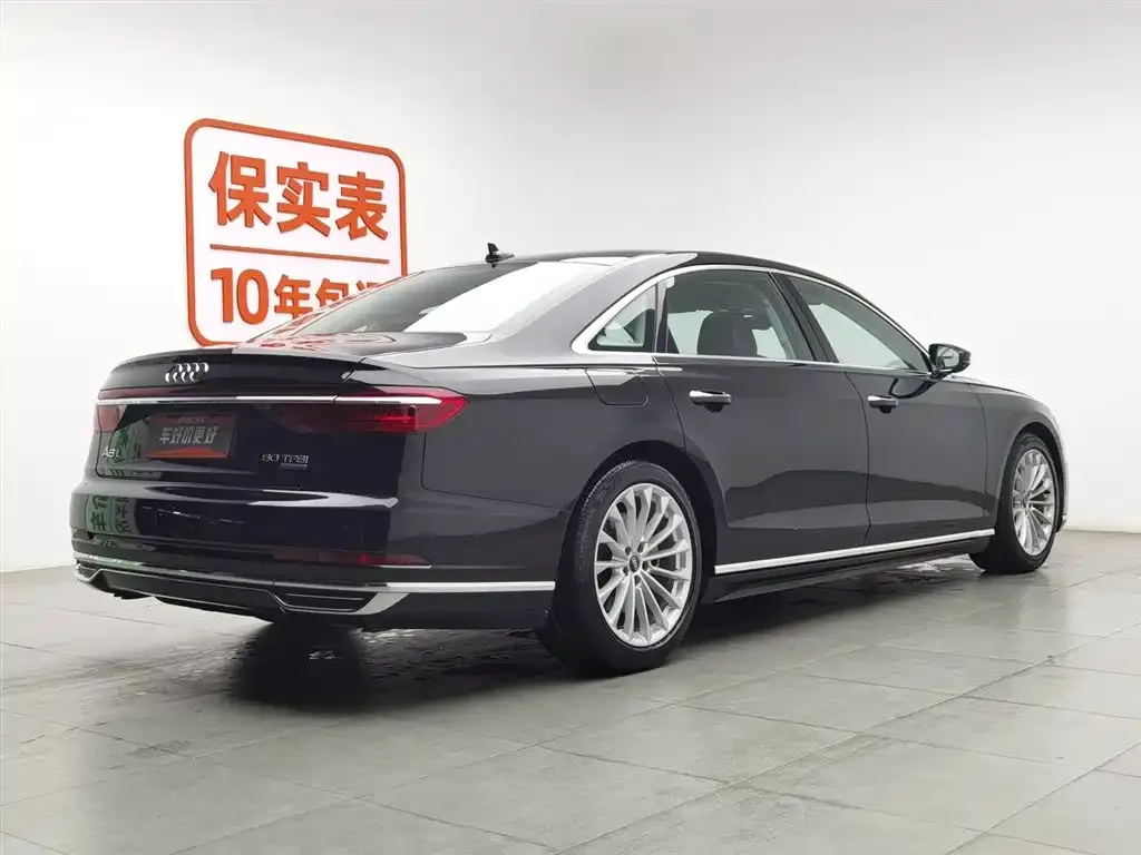 Audi A8 2022 из CN, фото 2