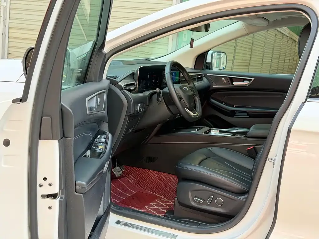 Ford Edge 2021 из CN, фото 5