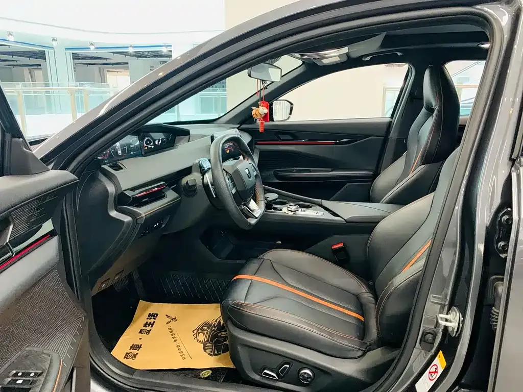 Changan UNI-V 2024 из CN, фото 4