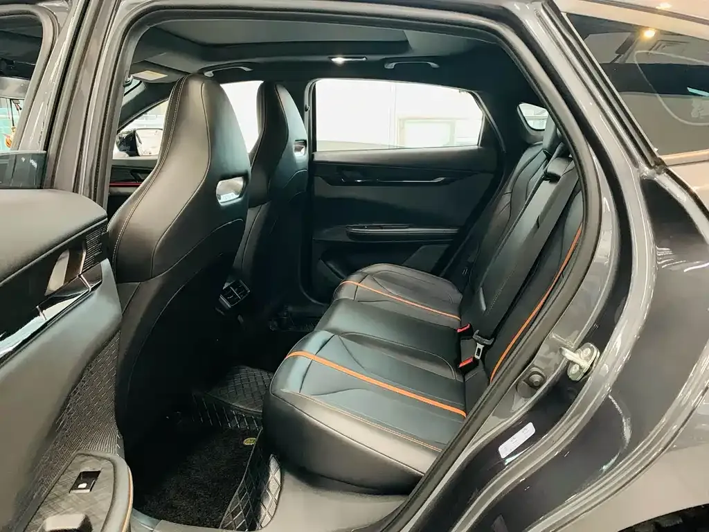 Changan UNI-V 2024 из CN, фото 5