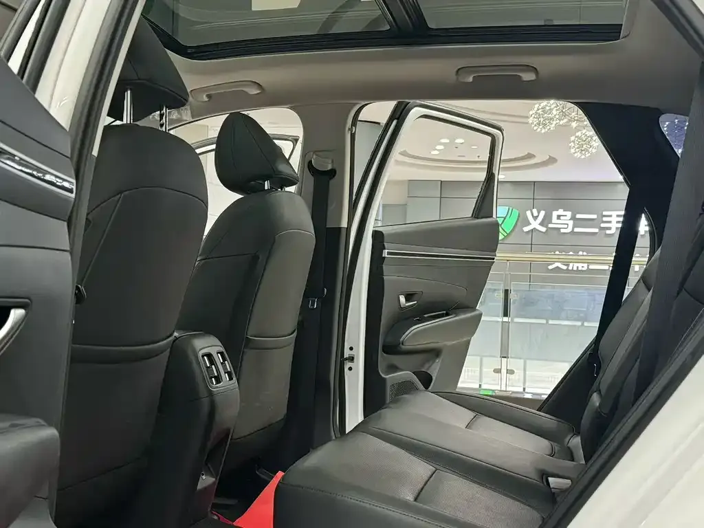 Hyundai Tucson 2022 из CN, фото 8