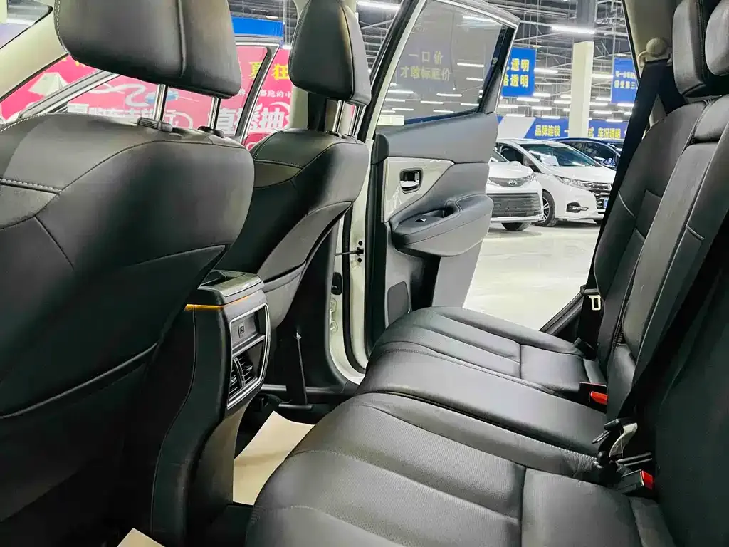 Nissan Murano 2021 из CN, фото 10